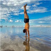 Entrenador personal y Licenciado en nutricion de la univerdiad de Buenos Aires.